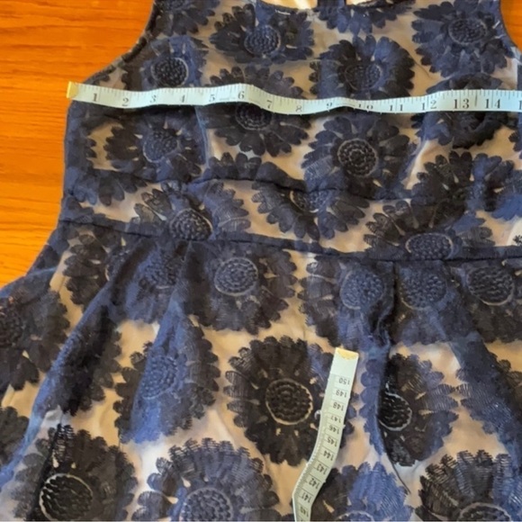 Sz 9 small Sapphire Dolls navy lace overlay with beige lining dress back zip - Picture 10 of 13